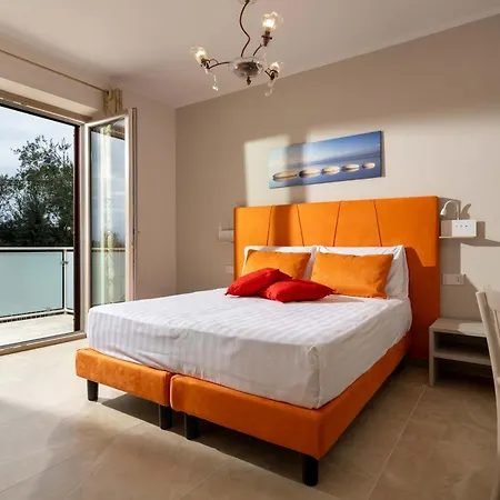 Hemera - Mediterranean Elegance With Private Jacuzzi&sea Views * Massa Lubrense