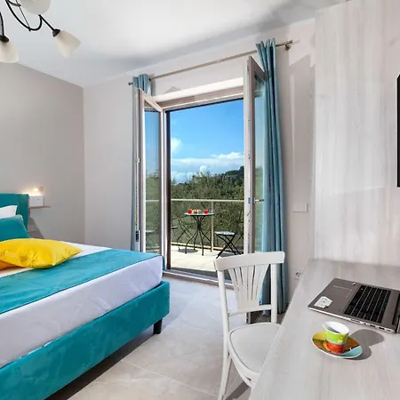 Hemera - Mediterranean Elegance With Private Jacuzzi And Capri Views