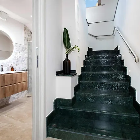 Hemera - Mediterranean Elegance With Private Jacuzzi And Capri Views Massa Lubrense