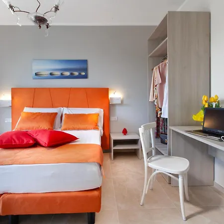 Hemera - Mediterranean Elegance With Private Jacuzzi And Capri Views * Massa Lubrense