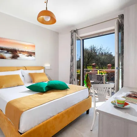 Villa Hemera - Mediterranean Elegance With Private Jacuzzi&sea Views Massa Lubrense