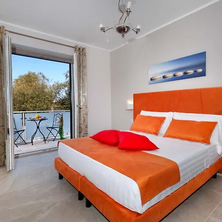 Hemera - Mediterranean Elegance With Private Jacuzzi&sea Views * Massa Lubrense